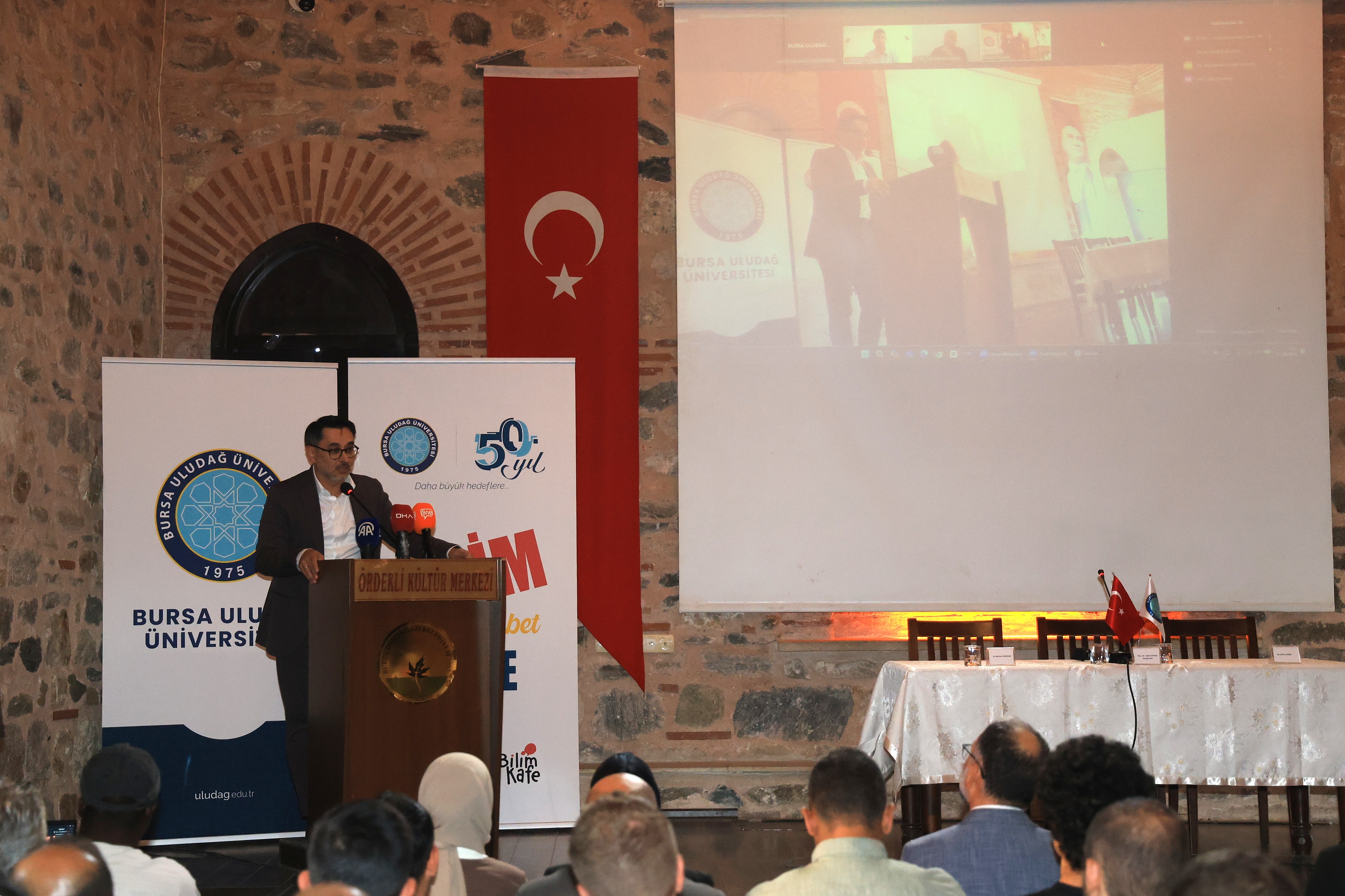 Bursa’da “Gazze İçin Bilim Kafe” paneli düzenlendi